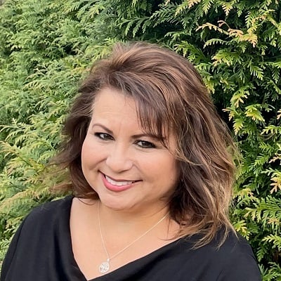Lisa Slade